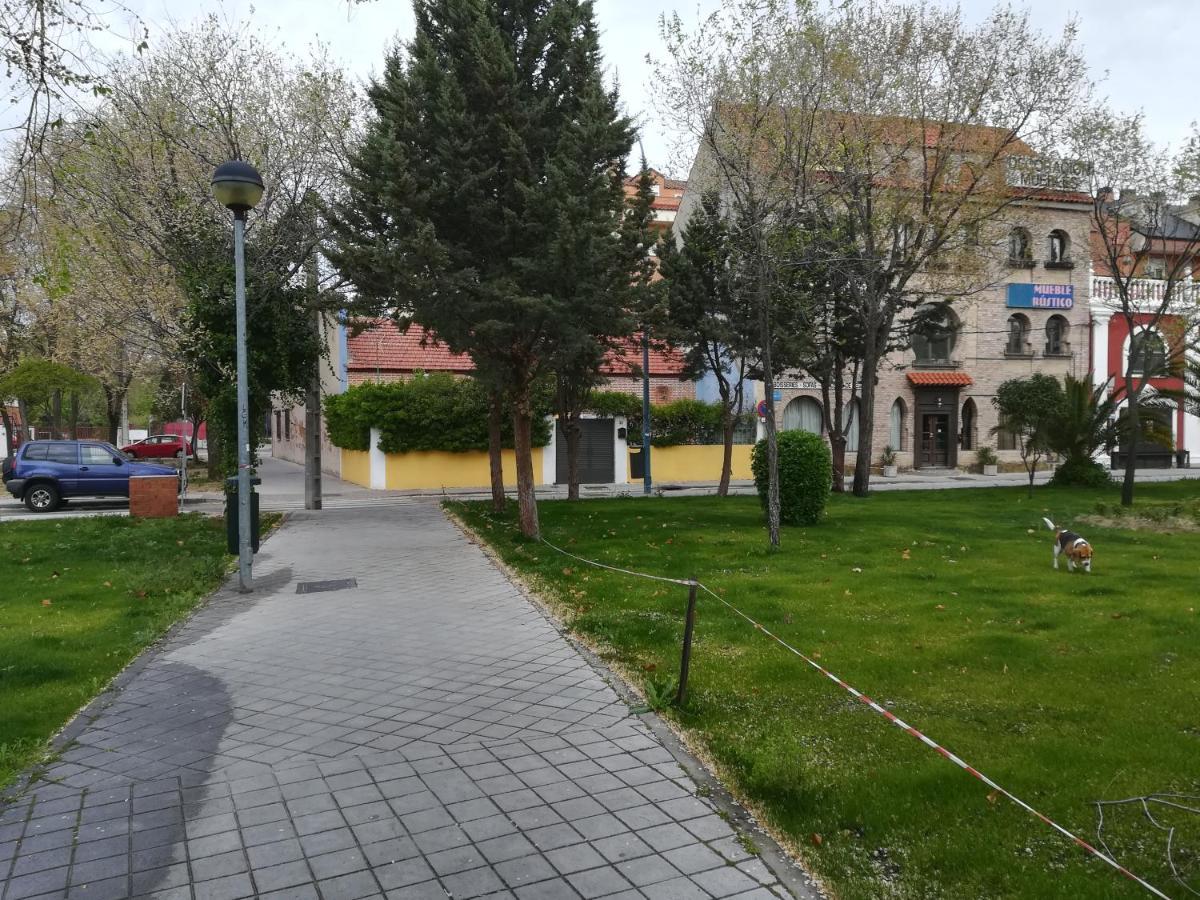 Villa "Luna De Segovia" 레가네스 외부 사진