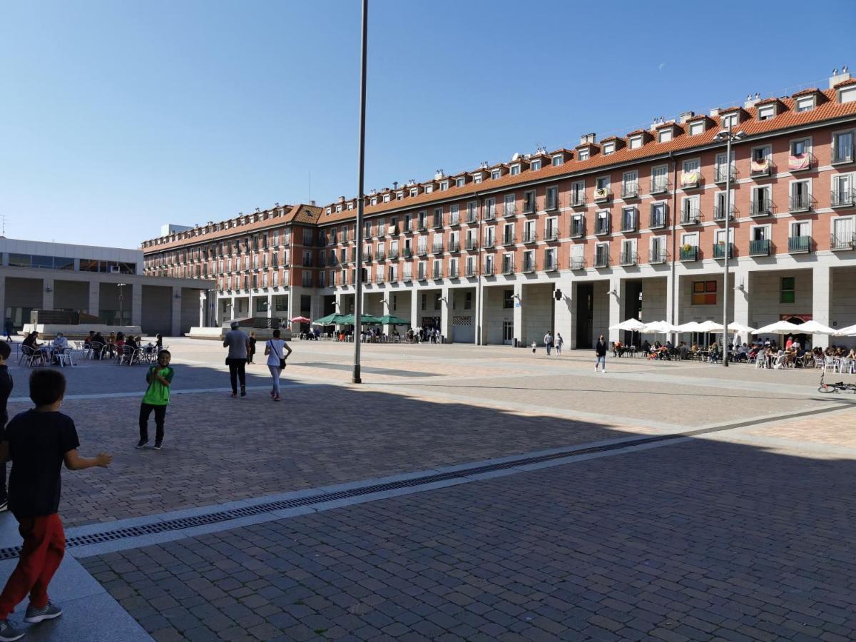 Villa "Luna De Segovia" 레가네스 외부 사진