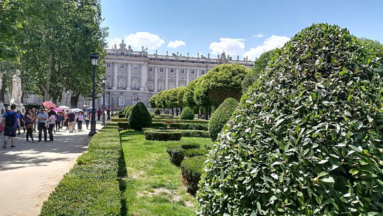 Villa "Luna De Segovia" 레가네스 외부 사진